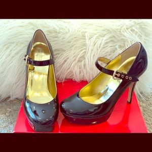 Guess By Marciano High Heels